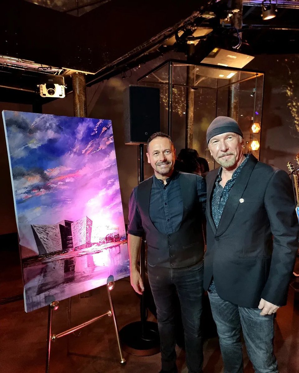 Still in disbelief — Belfast artist Stephen Whalley performed a live painting at Titanic Belfast… with The Edge from U2 watching.

The legendary guitarist didn’t just attend — he bought the painting during the live auction!

An unforgettable night that also raised vital funds