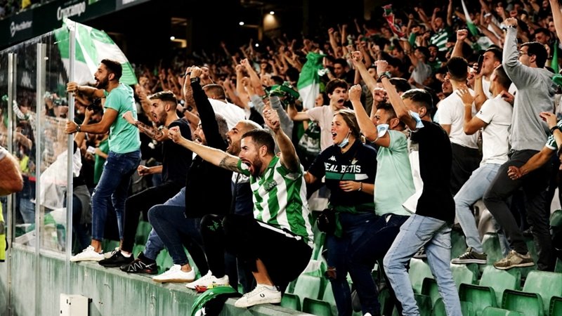 AtilaLadinsky's tweet photo. La principal característica del @RealBetis Balompié es la alegría, en cualquier circunstancia, situación y momento, siempre la alegría. https://t.co/kofLVB1pzP