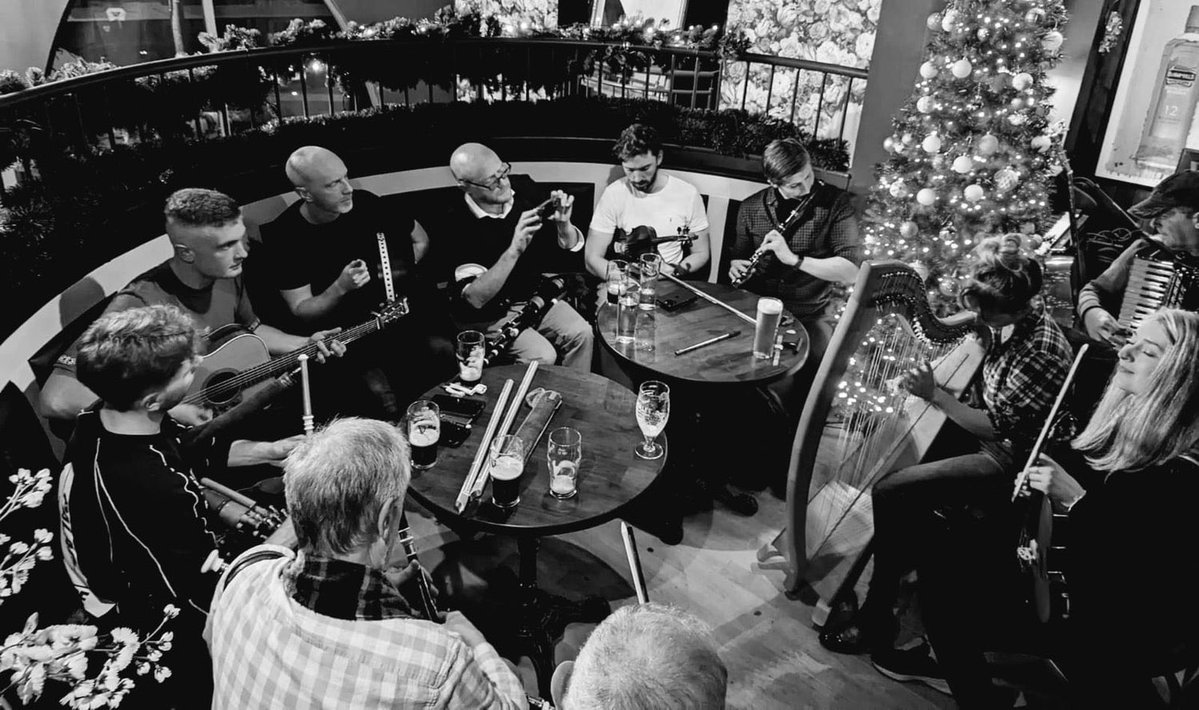 Dónal O'Connor (@doconnormusic) on Twitter photo Check out the latest blog in a series by David Armstrong for <a href="/BelfastTradF/">Belfast TradFest</a>
Everyone's music #3 - C’mon in, the water’s lovely!
belfasttraditionalmusic.com/news/everyones… Check out the latest blog in a series by David Armstrong for <a href="/BelfastTradF/">Belfast TradFest</a>
Everyone's music #3 - C’mon in, the water’s lovely!
belfasttraditionalmusic.com/news/everyones…