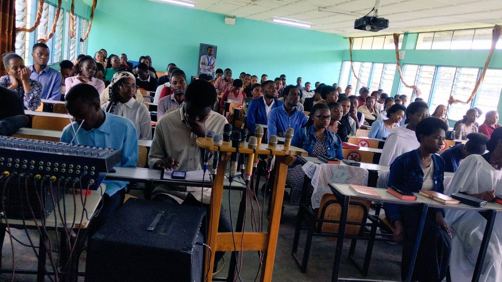 RASA UR-CAVM BUSOGO Campus (@rasacavm) on Twitter photo <a href="/RasaCavm/">RASA UR-CAVM BUSOGO Campus</a> , sunday worship!
Thank u @Godswillchoir, @Elohimservantworship
Thème: #luke 24:49
#Salvation -#love-#work <a href="/RasaCavm/">RASA UR-CAVM BUSOGO Campus</a> , sunday worship!
Thank u @Godswillchoir, @Elohimservantworship
Thème: #luke 24:49
#Salvation -#love-#work