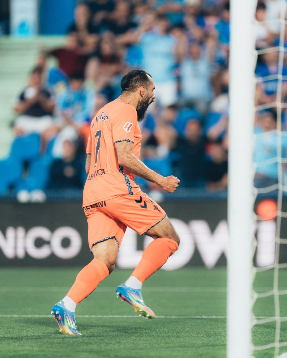 nunca te enamores de un jugador cedido🥹🩵