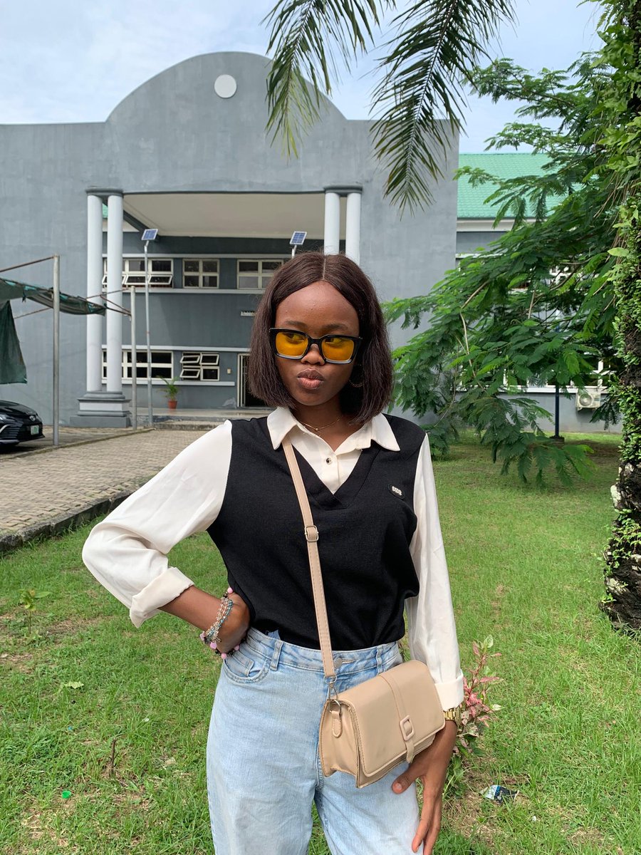 Awamaridiii's tweet photo. Went to church dressed like a cool kid🙃💫 https://t.co/d4vO3QpEOq