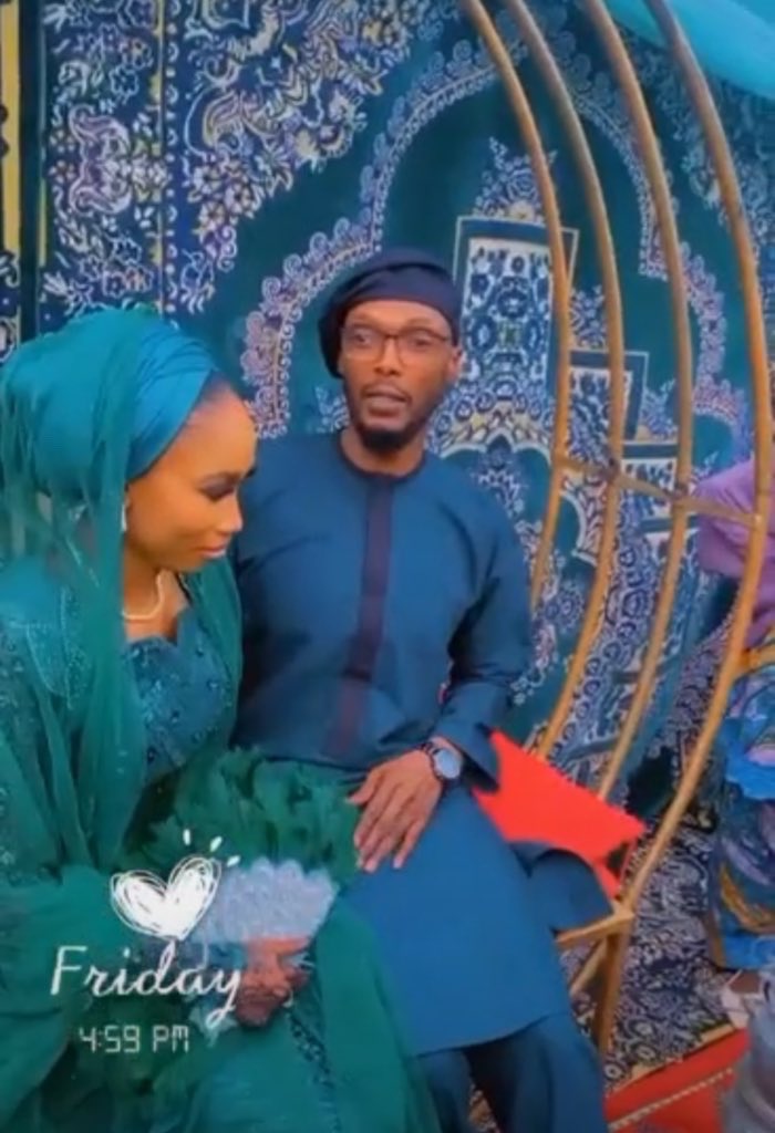 HML <a href="/Gumsiwada/">Mufeeda_Wada🥀🥂</a>

Abar miki kayan ki, ki daga shi sama hakkin ki ne.