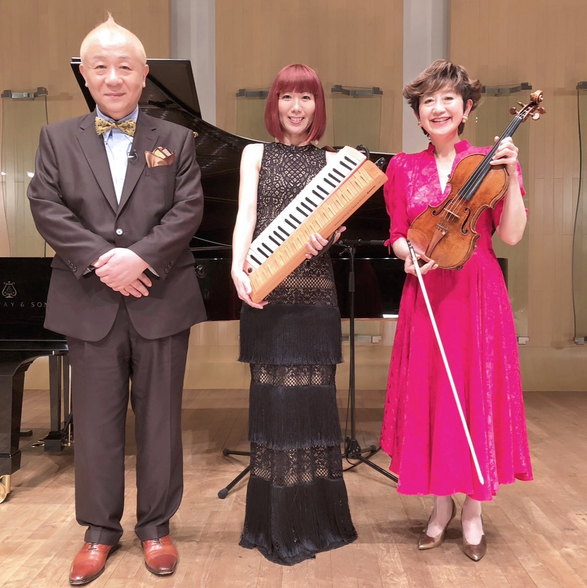 ena_yoshida's tweet photo. 5/31(土)AM8:00
BSテレビ東京　「おんがく交差点」
〜鍵盤楽器×歌うヴァイオリン〜
再度取り上げて下さる事になりました🥰
ぜひご覧下さい♪よろしくお願いします✨

https://t.co/l6TQHenMQu

#鍵盤ハーモニカ #ヴァイオリン #おんがく交差点 #吉田絵奈 #大谷康子 https://t.co/sIVzzx18Fw