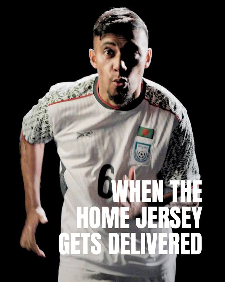 PriyoRahbab's tweet image. It&apos;s here. The jersey. The moment. The sprint to the door 🏃

#Dour #HomeJersey #MakeItPossible