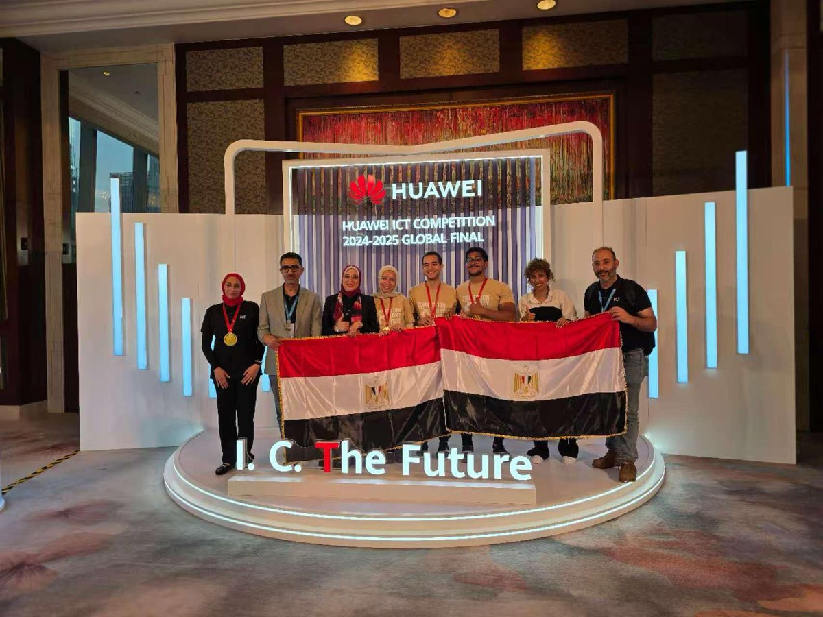 huawei_eg's tweet photo. تهانينا للفرق المصرية على فوزهم في المرحلة النهائية العالمية لمسابقة Huawei ICT Competition 2024–2025 التي أُقيمت في الصين، حيث حققوا نتائج مشرفه تمثلت في الفوز بالمركز الأول في مسار الحوسبة، والمركز الثاني في كل من مساري الحوسبة السحابية والابتكار، والمركز الثالث في مسار الشبكات. 

كما فاز الدكتور تامر صالح بالجائزة الكبرى كأفضل مدرب على مستوى العالم “Most Valuable Instructor 2025”.

نفتخر بهذه النتائج التي تعكس قدرات شبابنا وتميّزهم، ونتمنى لهم دوام التوفيق والنجاح في مسيرتهم القادمة.

#25عامًا_في_مصر #هواوي_مصر #هواوي #مسابقة_هواوي_العالمية