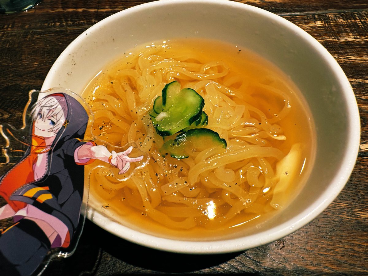 「上カルビと牛寿司とアベレージ冷麺違いだけど冷麺も添えて 」|夢露🍃👏✌️のイラスト