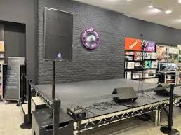 Next up:

<a href="/hmvtweets/">hmv</a> #Manchester

28th June