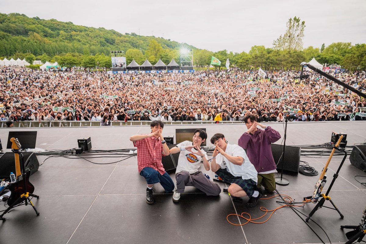kachisanband's tweet photo. <PEAK FESTIVAL 2025>

까치산이 PEAK FESTIVAL 공연을 마치고 돌아왔습니다!

함께해주신 많은 분들께 진심으로 감사드립니다-

앞으로도 잘 부탁드려요! https://t.co/Z6Cq89nMCL