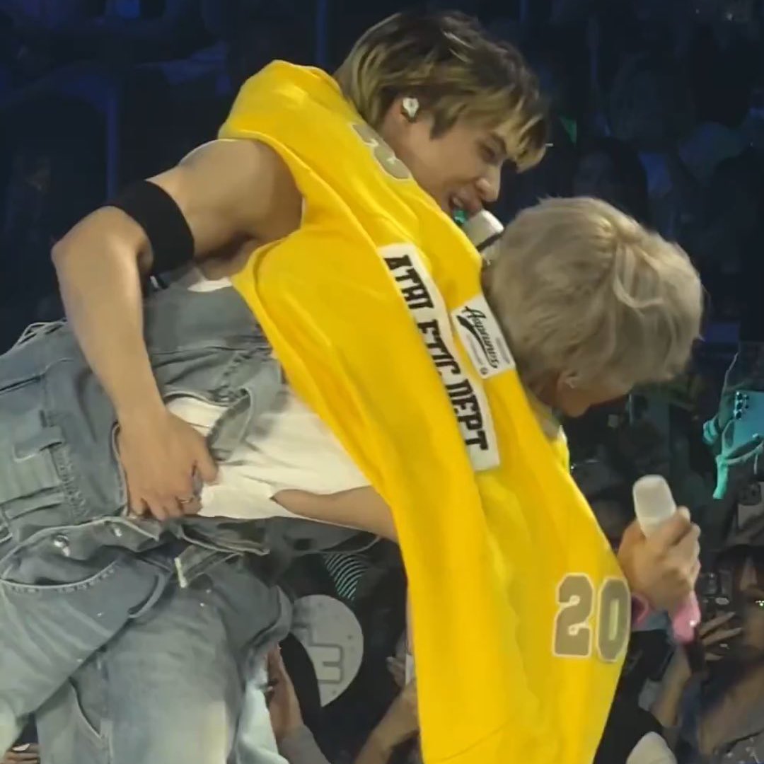 อันนี้ห้ามยกเล่น                                อันนี้ยกได้