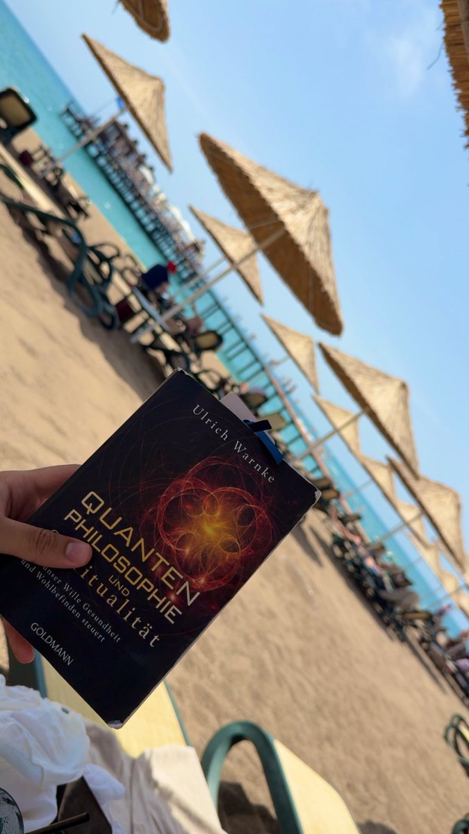 Greckothe1's tweet photo. I only read three books twice. 

1. the daily stoic

2. the Zen trader 

3. quantum physics &amp; spirituality 
by Ulrich Warnke

Thank me later. 

I read far over +50 books, but these 3 let me grow the most. 

Which book did you read more than once? https://t.co/ciuGMQOKKC