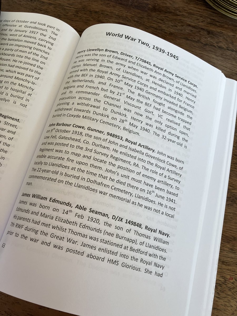 trudydavies1964's tweet photo. Happy To Support All Local Authors by providing a outlet for the sale of their written work. 
#itsnicetobekind #CommunityMatters available at the shop #Woosnam #Llanidloes  

REMEMBERING THE FALLEN 

LLANIDLOES, LLANDINAM, LLANGURIG &amp; TREFEGLWYS 

WORLD WAR ONE 
WORLD WAR TWO https://t.co/98HCQqYcby