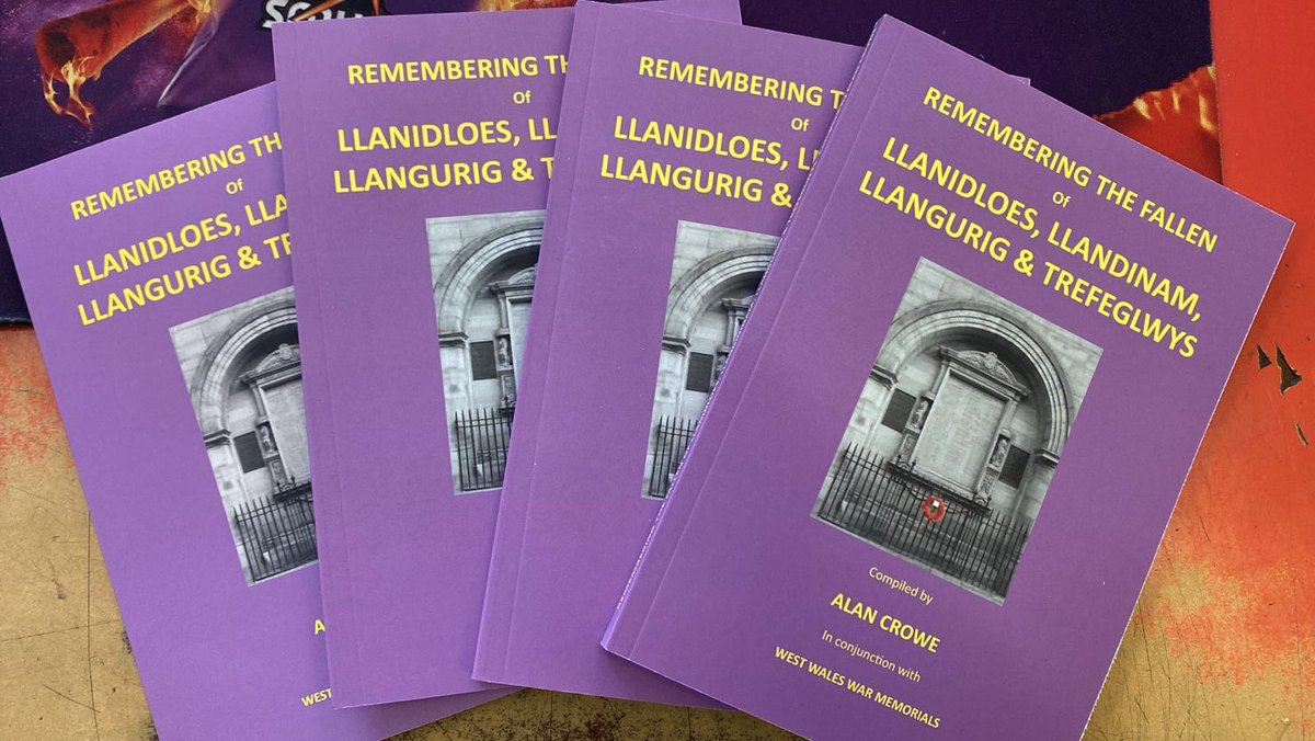 trudydavies1964's tweet photo. Happy To Support All Local Authors by providing a outlet for the sale of their written work. 
#itsnicetobekind #CommunityMatters available at the shop #Woosnam #Llanidloes  

REMEMBERING THE FALLEN 

LLANIDLOES, LLANDINAM, LLANGURIG &amp; TREFEGLWYS 

WORLD WAR ONE 
WORLD WAR TWO https://t.co/98HCQqYcby