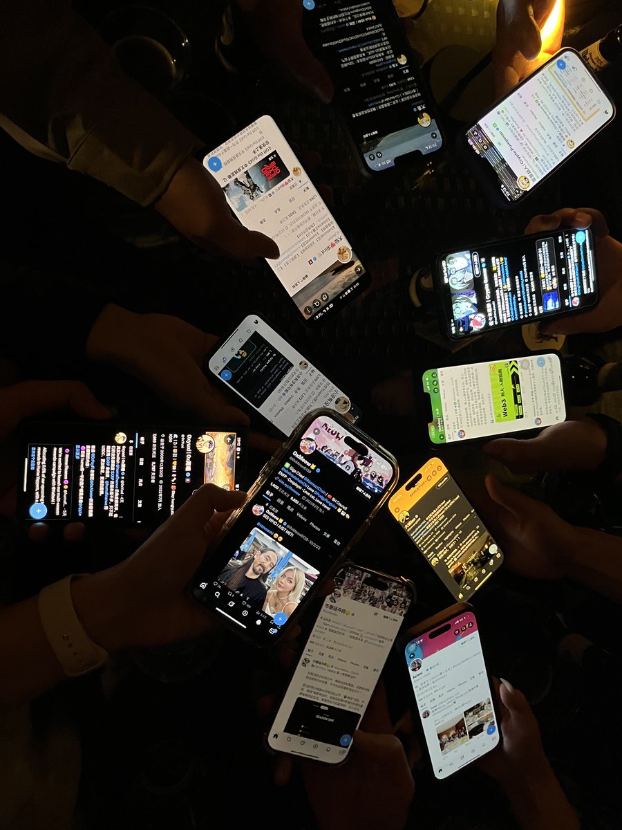 😆肯定是要感谢 <a href="/NodeLab_/">NodeLab</a> <a href="/AvaxTeam1/">Avalanche Team1</a> <a href="/Avalanche_CN/">Avalanche_中文🔺</a> 组织了这样一次完美的活动来让我们这些网友面基了哈哈！！

<a href="/0xdahua/">0xdahua｜大华 🎮</a> 带了好多好兄弟来上海让我们大上海第一次这么热闹， 直接给我嗨到早上五点😆

话说是不是后面两天还有一场...马上要成立上海帮了

<a href="/0xBfish/">大鱼</a> @_daxian <a href="/0xMeow0130/">0xMeow🐱</a> <a href="/0xYuxi/">0xyuxi | 0x雨曦</a>