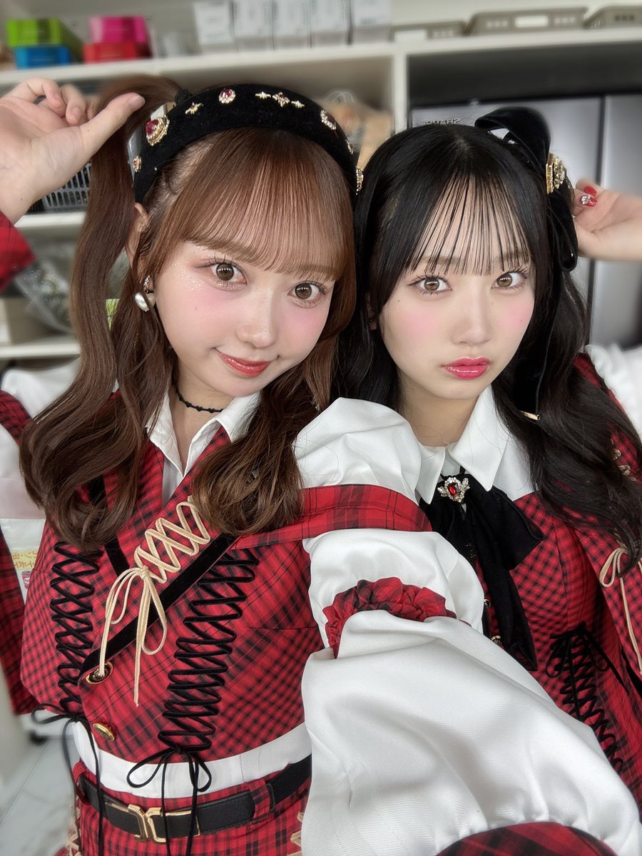 #千葉恵里デビュー10周年公演 
出演させていただきました👩🏻‍❤️‍👩🏻🤍

大好きなえりいちゃんの大切な公演に出演できて、お祝いできて嬉しかったです！
まほえりれみで「君のC/W」披露できて、しあわせすぎたあ！！

えりいちゃん、おめでとう❕🎀