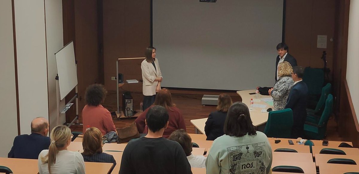 Grupo de Ingenieria Fotonica (@gif_unican) on Twitter photo Cristina López Sarachaga presentó su tesis de doctorado industrial "Contribución al diagnóstico oncológico mediante tomografía de coherencia óptica (OCT) y técnicas de imagen médica" codirigida por <a href="/olgacondeprof/">Olga M Conde</a> ¡Enhorabuena! Cristina López Sarachaga presentó su tesis de doctorado industrial "Contribución al diagnóstico oncológico mediante tomografía de coherencia óptica (OCT) y técnicas de imagen médica" codirigida por <a href="/olgacondeprof/">Olga M Conde</a> ¡Enhorabuena!
