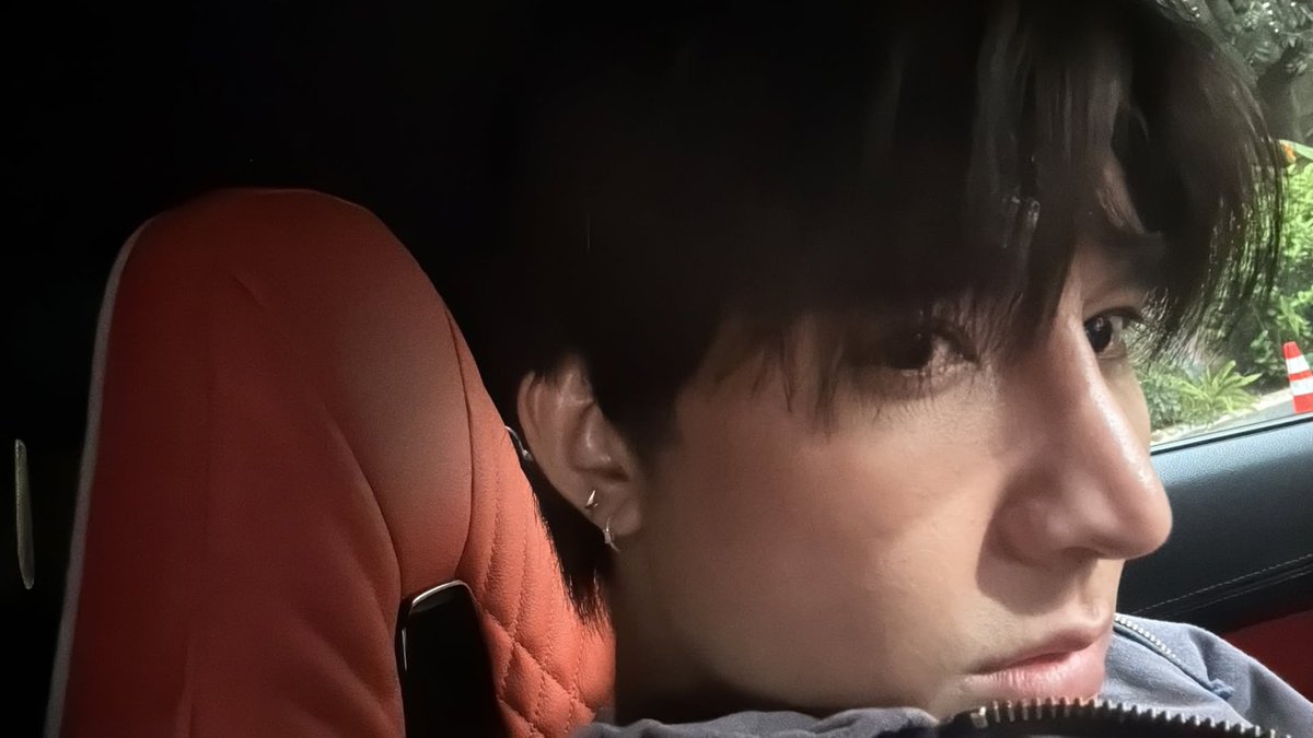 พี่สุดหล่อเบาะแดง🚘

IGs : theearthe 

Earth Pirapat 
<a href="/Earth_Pirapat/">Earth Pirapat 🌏</a> #EarthPirapat #ชาวโลก