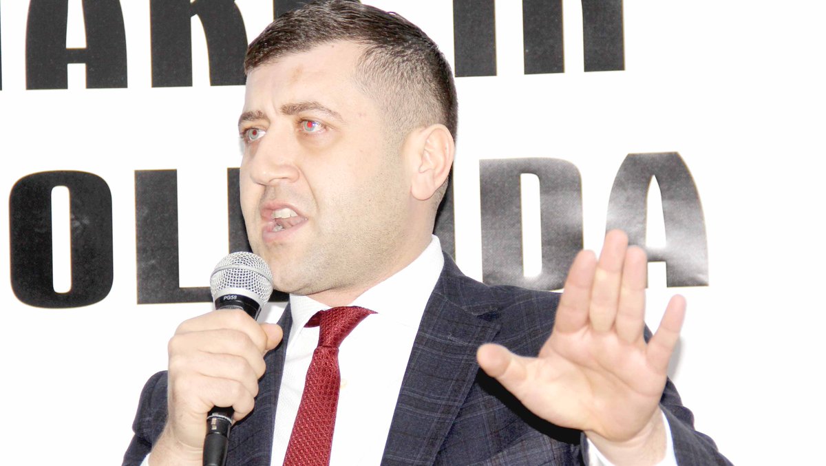 Kayseri Anadolu Haber (@kayserianadolu) on Twitter photo ‼️ MHP'li Vekil Baki Ersoy’dan sert çıkış: Vefasızlık yapanlara dünyayı dar ederiz
kayserianadoluhaber.com.tr/mhp-li-vekil-b…
<a href="/bakiersoymhp/">BAKİ ERSOY</a> ‼️ MHP'li Vekil Baki Ersoy’dan sert çıkış: Vefasızlık yapanlara dünyayı dar ederiz
kayserianadoluhaber.com.tr/mhp-li-vekil-b…
<a href="/bakiersoymhp/">BAKİ ERSOY</a>