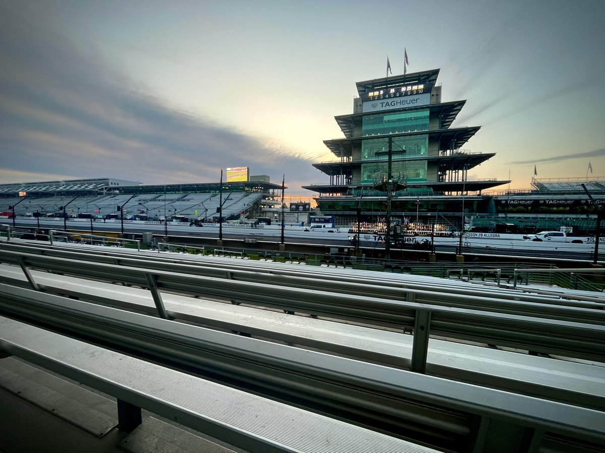 My obligatory race day morning pagoda sunrise picture. Lets goooooooo!!!! Happy Race Day 2025!!!

#Indy500  
#TrackTeam13
