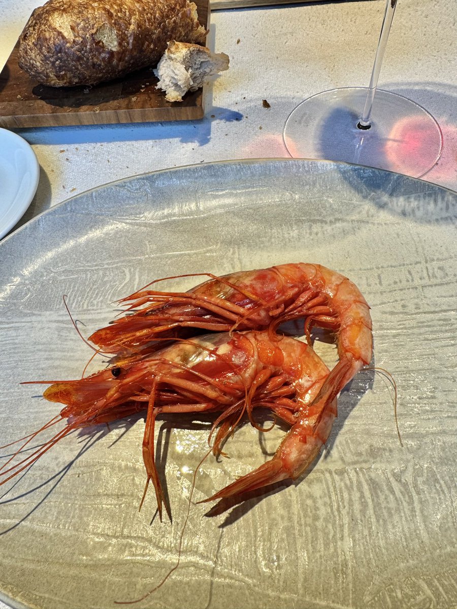 takeuchiryosuke's tweet image. 【世界ベストレストラン2位の伝説の「アサドール・エチェバリ」に行ってきました】
世界中の美食家が訪れるミシュラン１つ星、世界のベストレストン50で最高2位（2024年）のスペインのAsador…