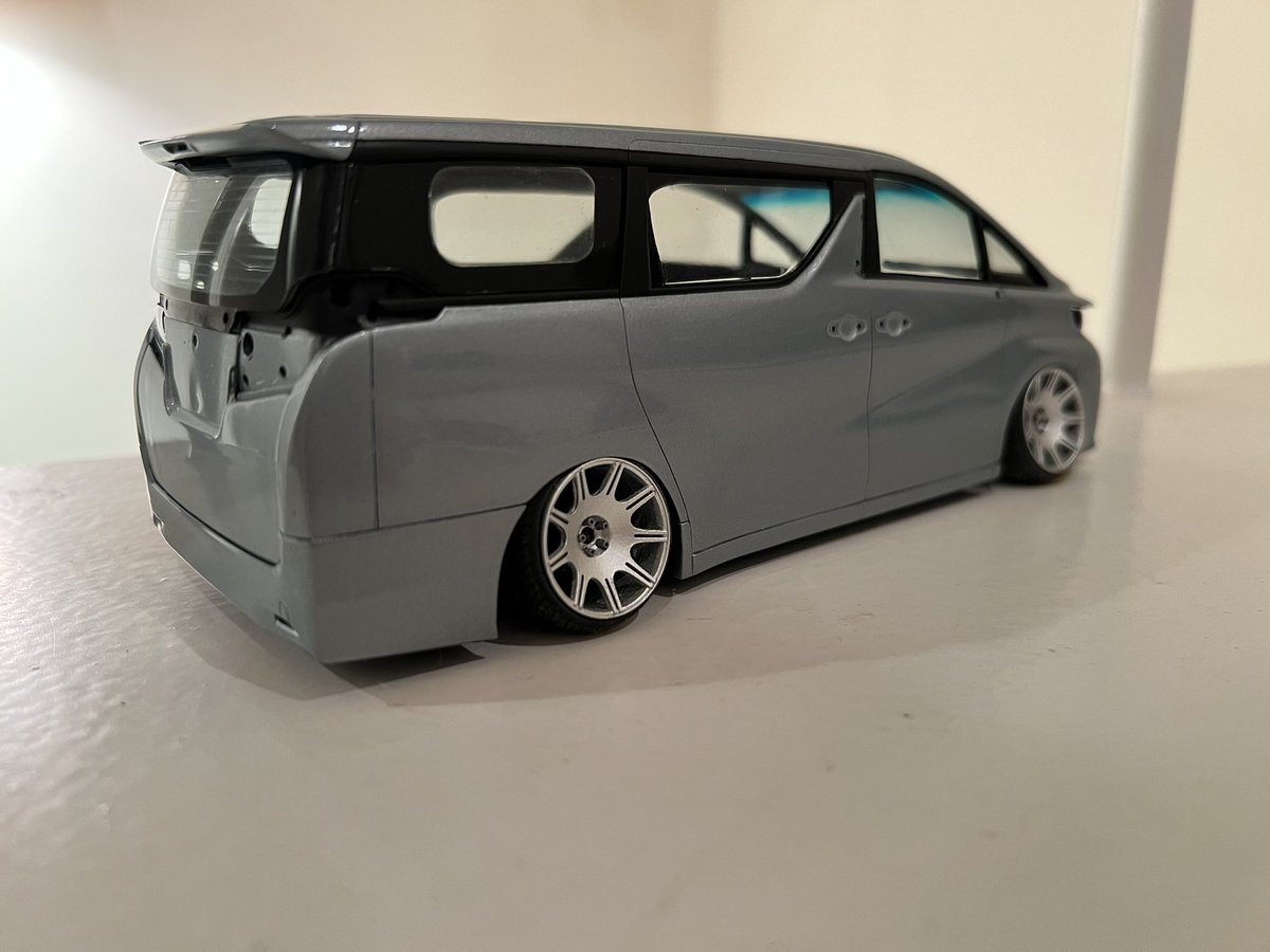 983modeling's tweet image. fujimi  1/24  ALPHARD  製作中

マークレスグリル
素ガラス