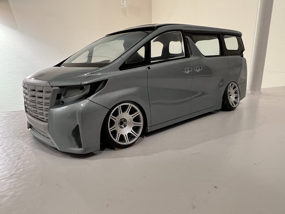 983modeling's tweet image. fujimi  1/24  ALPHARD  製作中

マークレスグリル
素ガラス