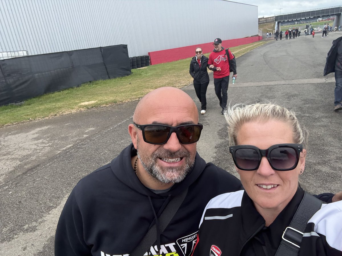 MariaLMawson's tweet photo. @mhillofficial shout out please to ‘Ducati Official Club London and South East’ ! We are having a fab time at @SilverstoneUK this weekend with everyone @DucatiUK @ducaticorse ❤️🤍💚 https://t.co/rqMR6hU7Xf