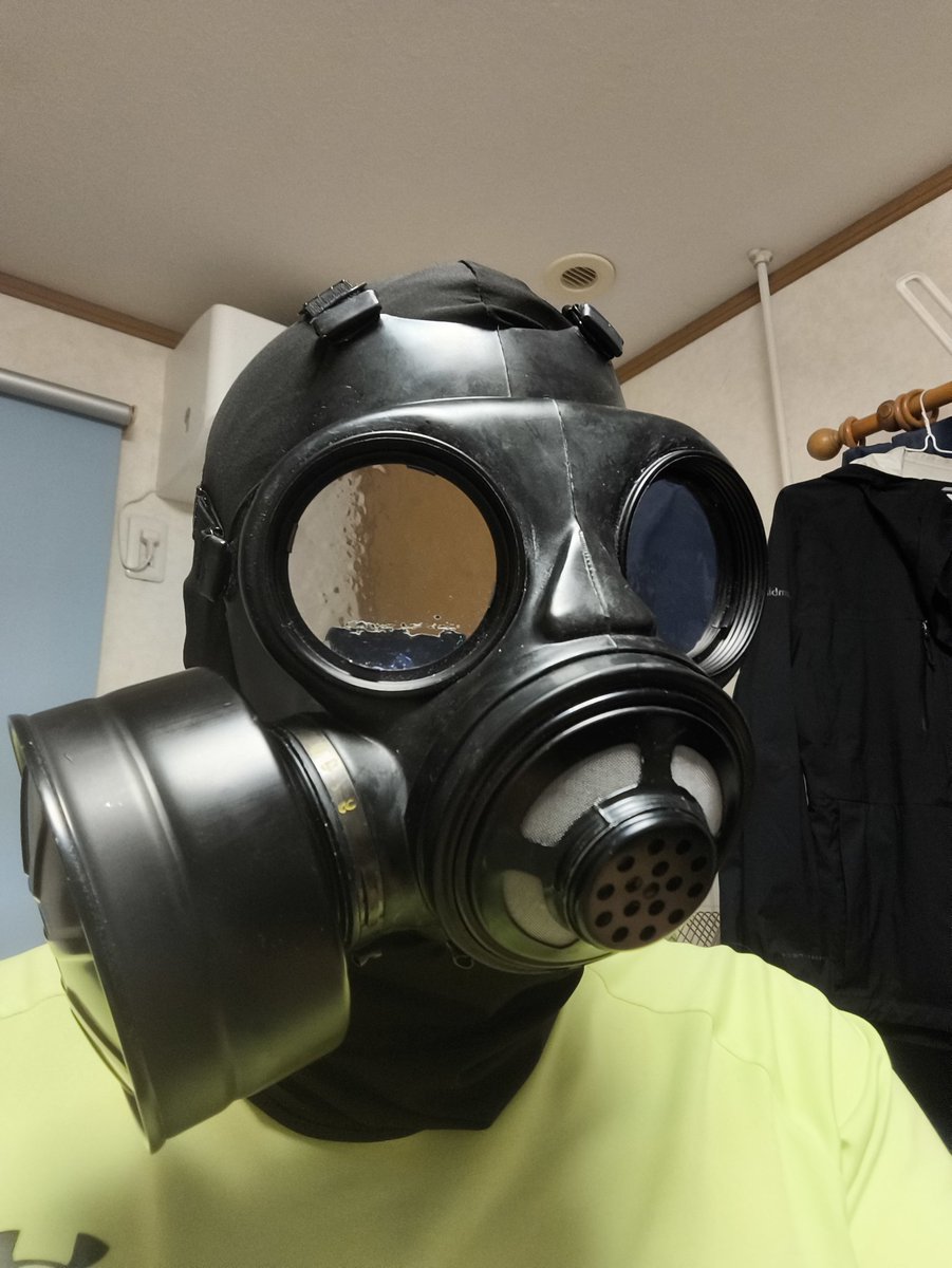 実はポチってたc3なう
ミラー加工は下手くそにつきフィルムはレンズカバーで挟んだだけです