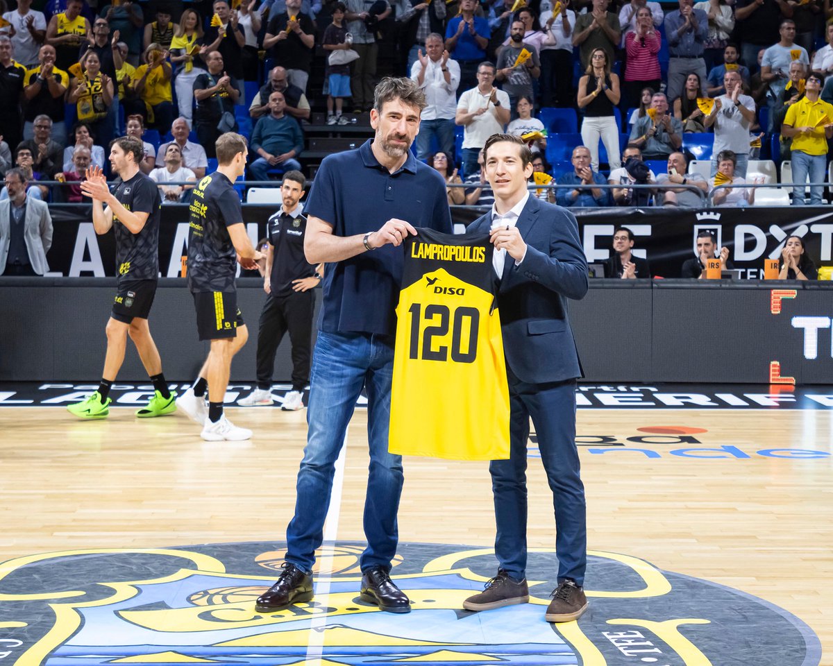 La Laguna Tenerife tweet media