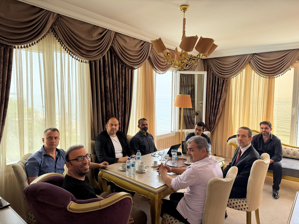 Balkan Federasyonumuzun kısmi üyeleri ile birlikte; 10-14 Temmuz Tarihlerinde Edirne’de düzenlenecek olan 8. Açık Balkan Wushu Şampiyonasının hazırlık toplantısını İstanbul’da gerçekleştirdik.

Toplantı sonucunda yaklaşık 40 Ülke’den 1500 sporcunun katılımı beklenmektir.