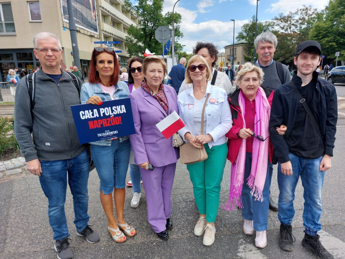 's tweet image. Moc jest z nami💪
Na #WielkiMarszPatriotów ❗️✌️🇵🇱🇵🇱🇵🇱🇵🇱❤️❤️❤️
Usłyszcie nas w całej Polsce❗️🇵🇱🇵🇱🇵🇱
#Trzaskowski2025 
#węgrów
#sokołówpodlaski
#Łochów