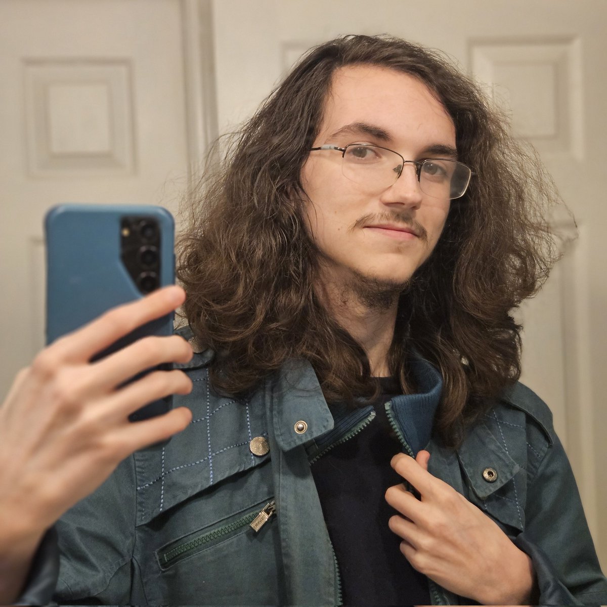 4_cvit's tweet photo. 1 haircut changes so much... https://t.co/bnD96vLUHw