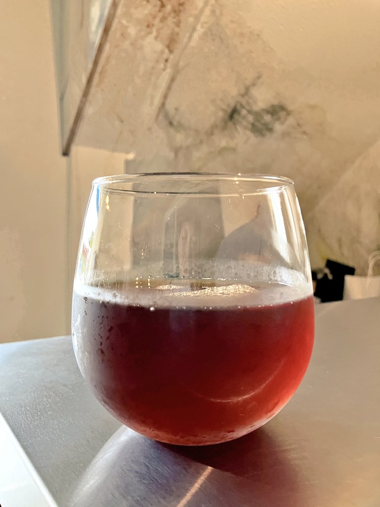 BuckedbytheStar's tweet image. Came for the coffee, now into the juice😍💕 #Ehime #Matsuyama #Utaco