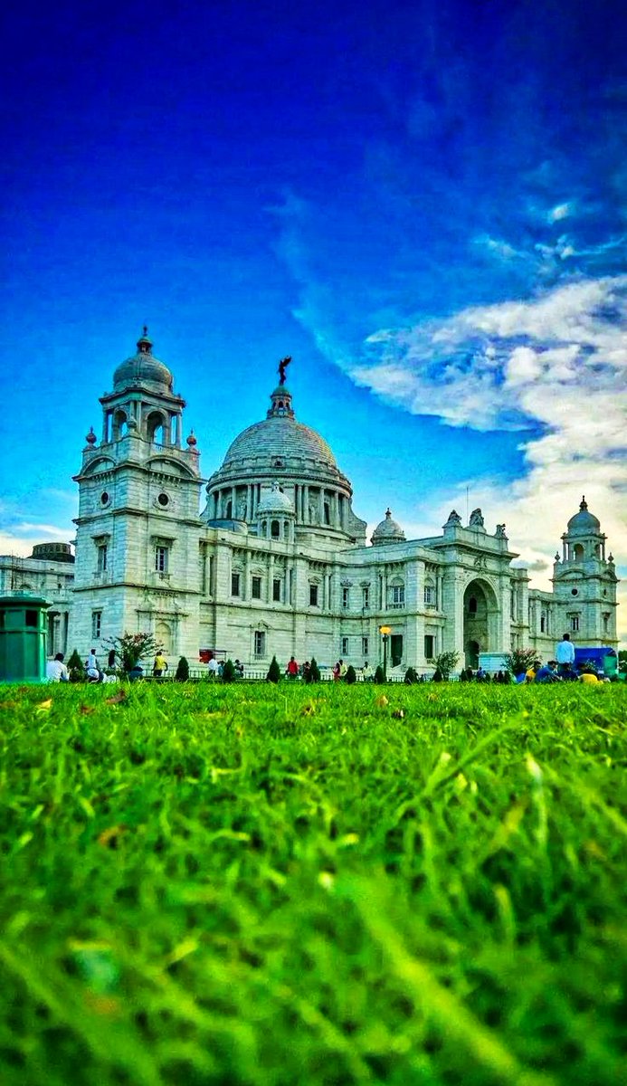 GOOD EVENING DEAR 𝕏 NATION 💞🌷

Beautiful Evening View Of Victoria Memorial, India🌷💞🌹