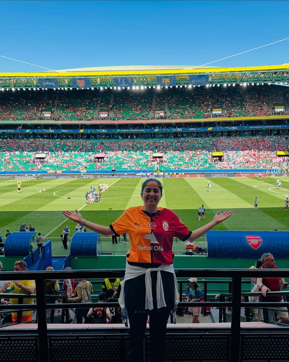 Gulfemkocaoglu's tweet image. Böyle bir şeye tanık olduk #UWCLfinal #uwcl