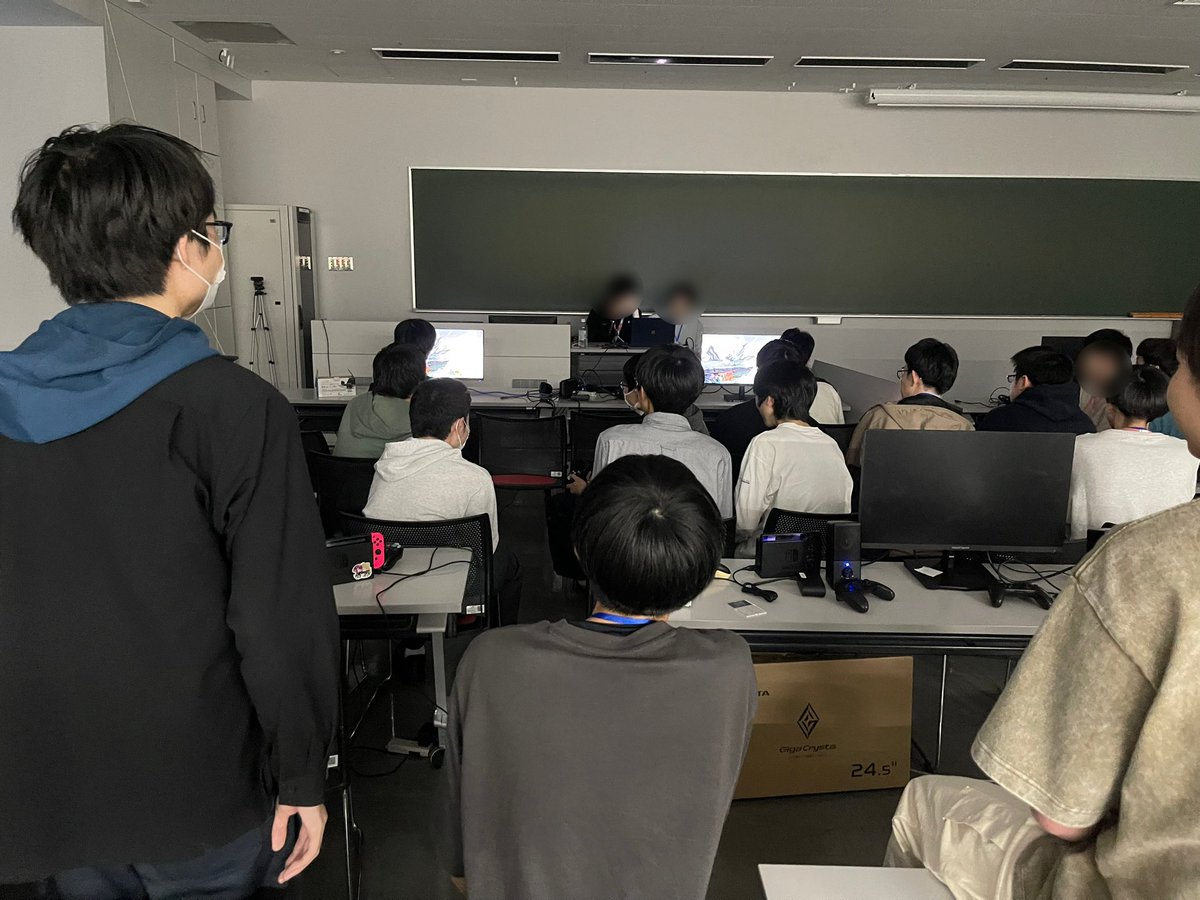 DENDAI_sma's tweet photo. 前日KAIT e-sportsとの対抗戦が行われました‼️
GFはTDUvsKAITの対決となり、激闘の末当サークル所属のこーぜん選手の優勝となりました㊗️🎉
またサブイベで行った大学対抗クルーバトルもとても白熱したものになり、KAITe-sportsの勝利となりました‼️
沢山のご参加いただきありがとうございました‼️ https://t.co/JqvysByBo9