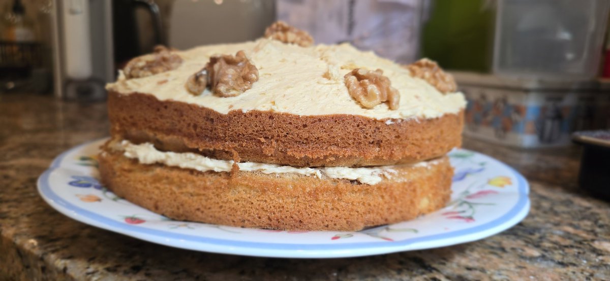 redteamJSY's tweet image. Spot of weekend baking!

#weekendbaking #coffeeandwalnutcake