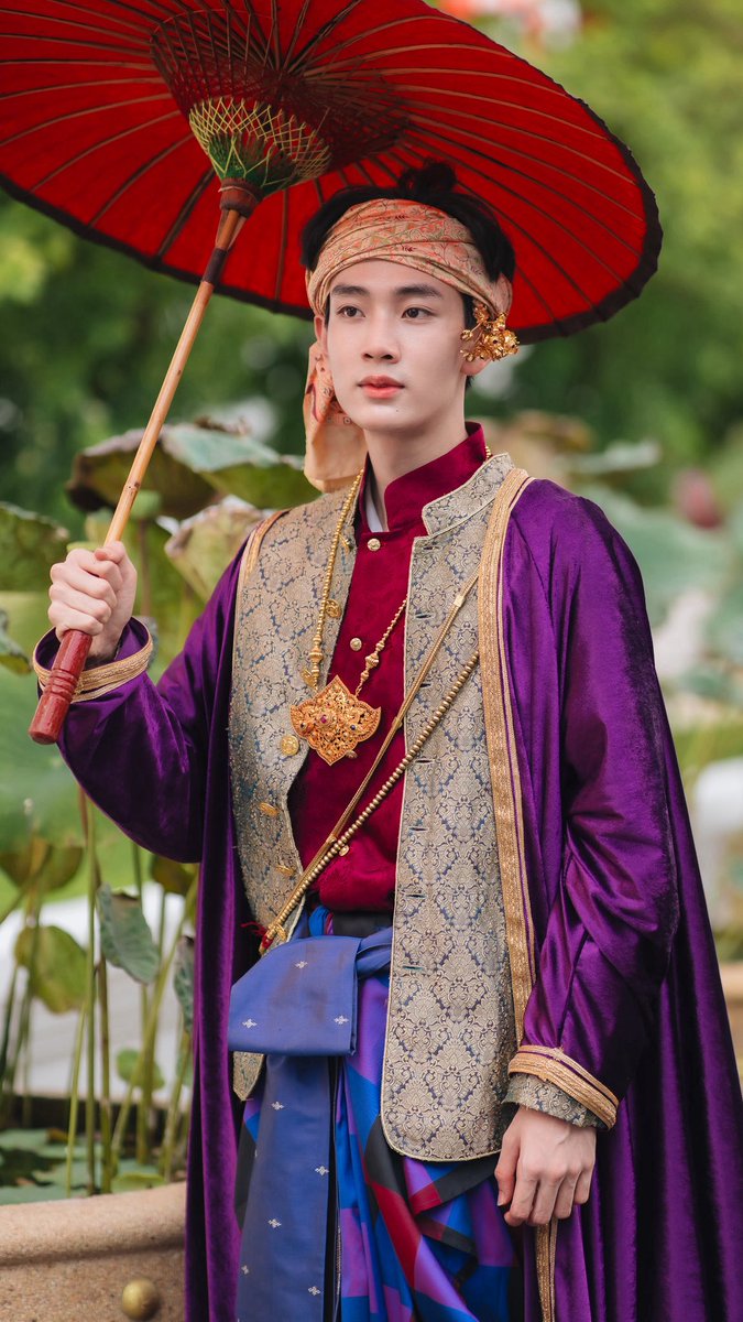 ROJERSFRIXSs tweet media