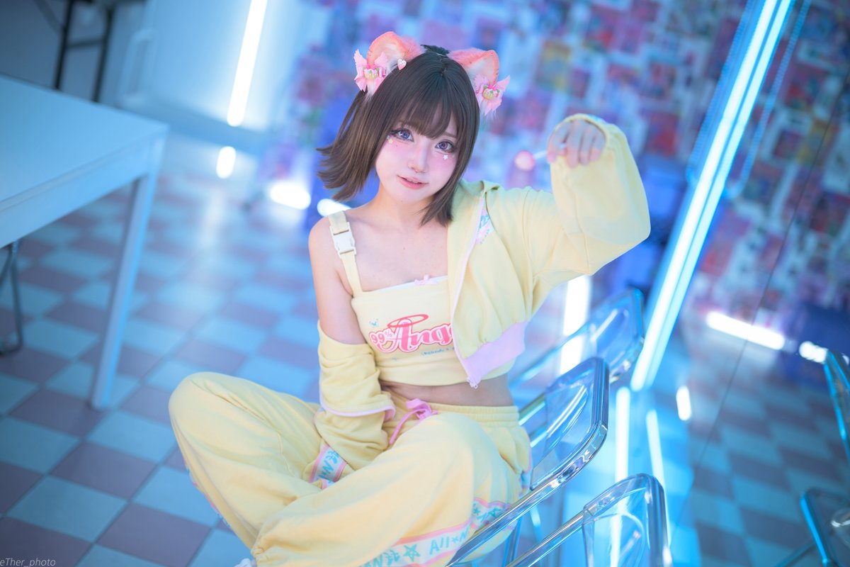 ꒰ა 💛໒꒱ 

🐶