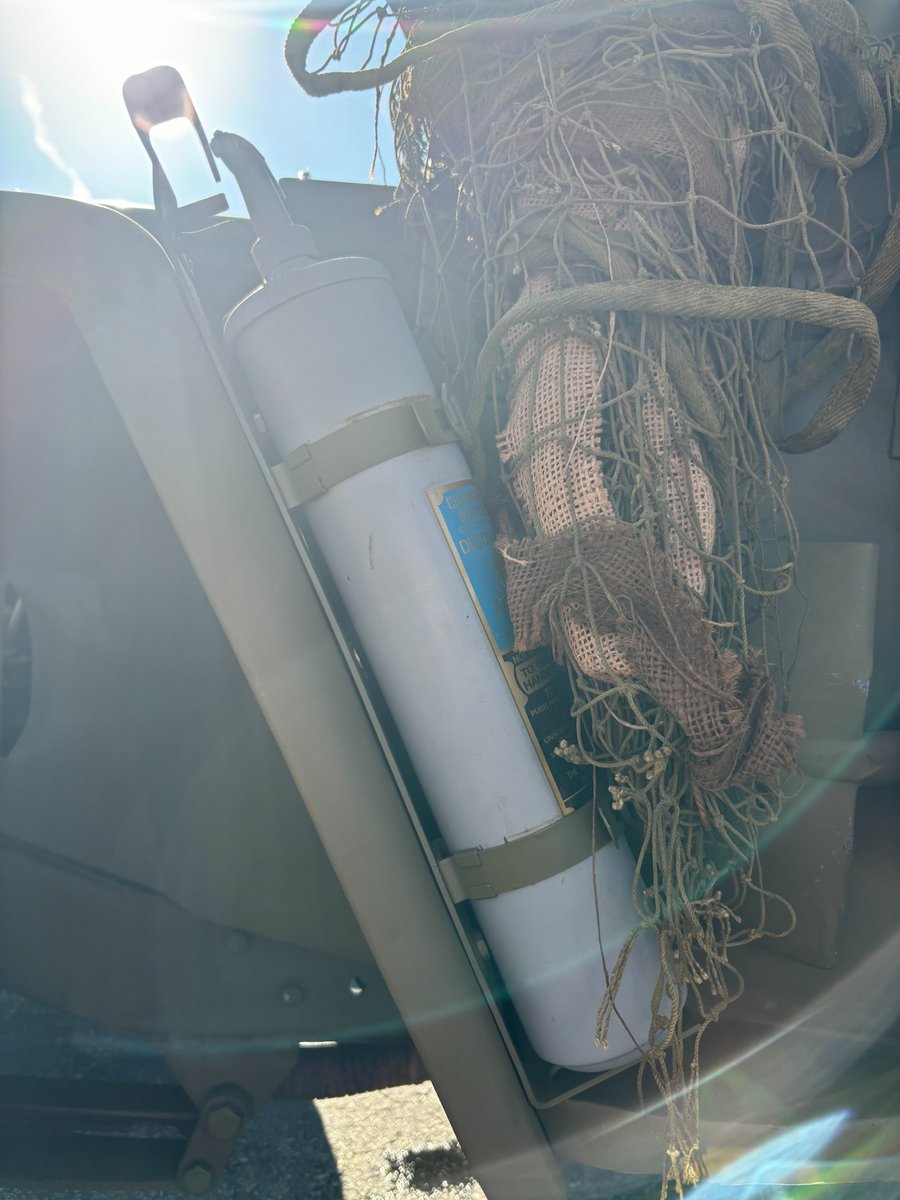 TDCMotorClub's tweet photo. It's Memorial Day weekend, and to celebrate, we'd like to share Wayne Rosenkrans' WWII MB Truck, 4x4 "Jeep." One special detail The blue canister is a decontaminator. Soldiers would wear a gas mask and use it to neutralize any hydrochloric acid on the seats from chlorine gas. https://t.co/hHz8O86yEN