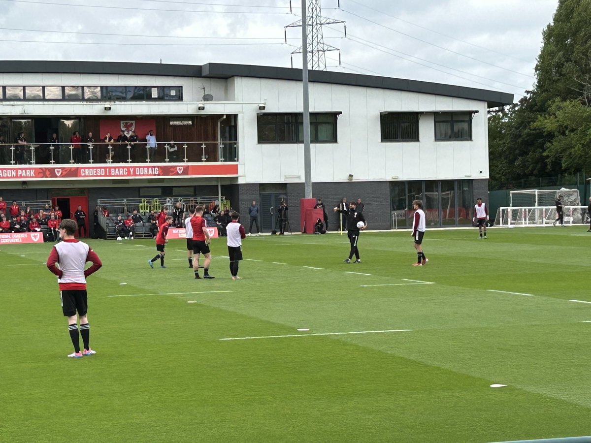 Kris Murphy tweet media