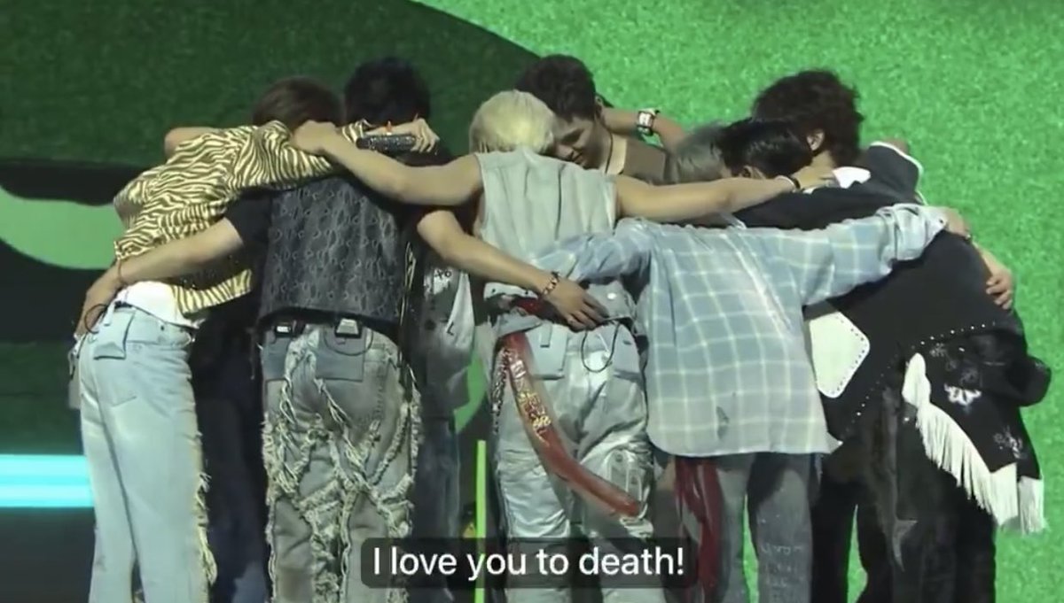 lovrehani's tweet image. “WE'LL BE A                                 “WE'LL BE 
FINE LINE..”                                    ALRIGHT..” ❤️‍🩹