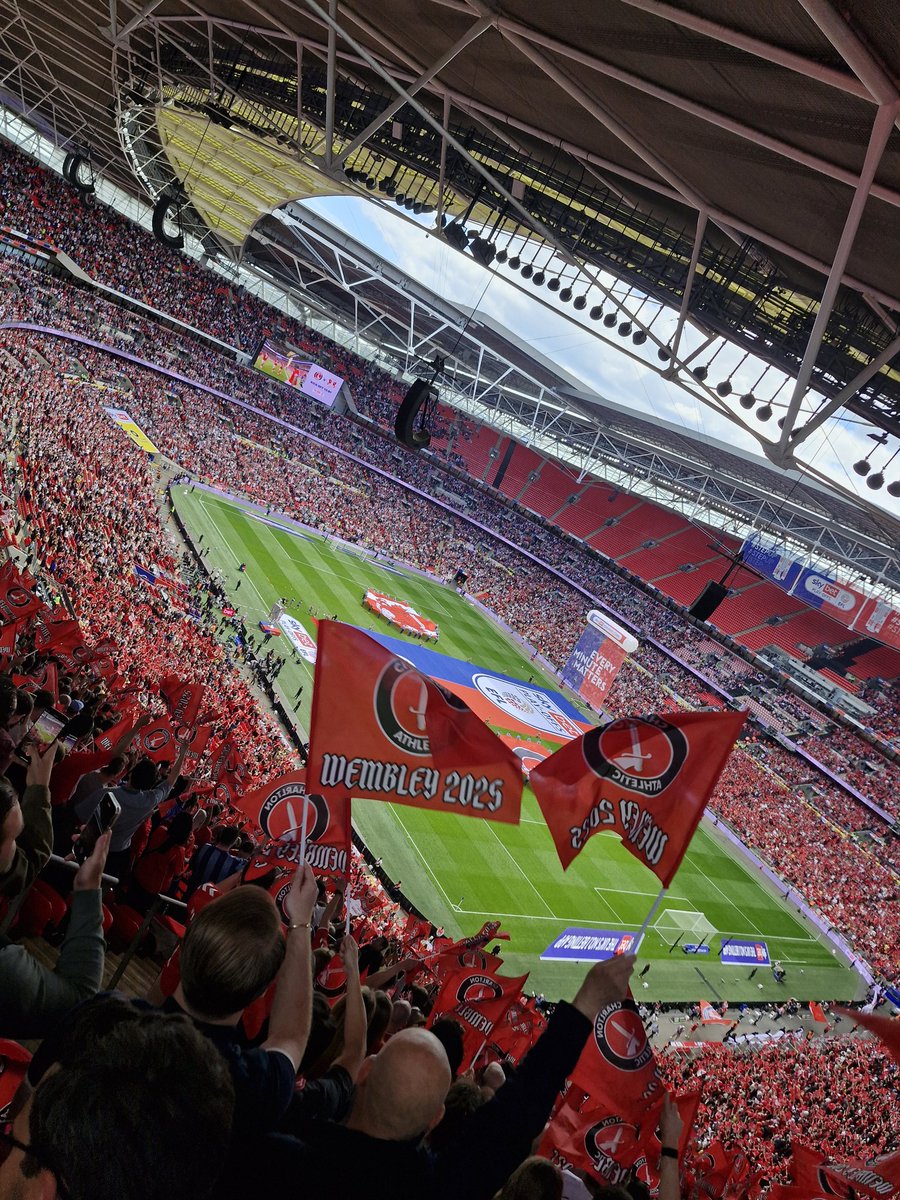 MussieAddicks's tweet image. UP THE ADDICKS ! Let's do this....

#NoCharltonNoParty

#REDARMY #cafc #addicks #eastcoastaddicks @CAFCofficial @wembleystadium #EFLPlayOffs @CAFCTrust @CAStrust @charltonnews #EveryMinuteMatters @CharltonLife @CharltonAthNews