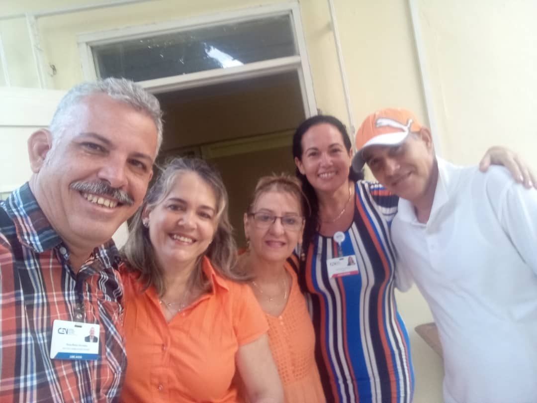 Recuerdos de un #DíaNaranja de #Mayo en Elecciones en Cuba 

Juntos por una vida libre de violencia.