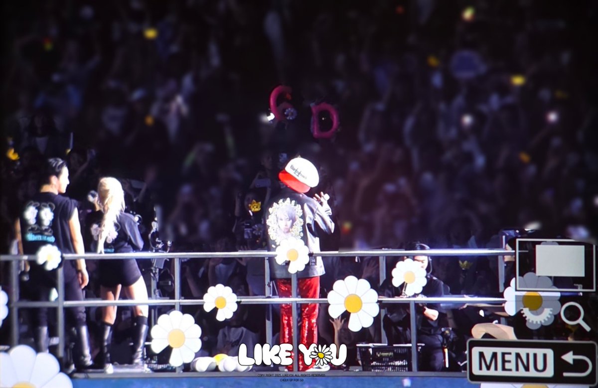 likeyou_GD's tweet photo. 250525 Übermensch G-DRAGON 2025 WORLD TOUR IN Osaka 

#GD #GDRAGON #지디 #지드래곤 https://t.co/nxRgHTiaLF