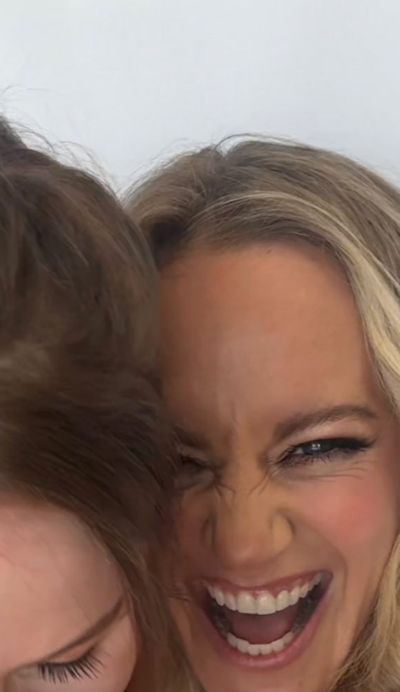 yeewhore tweet media