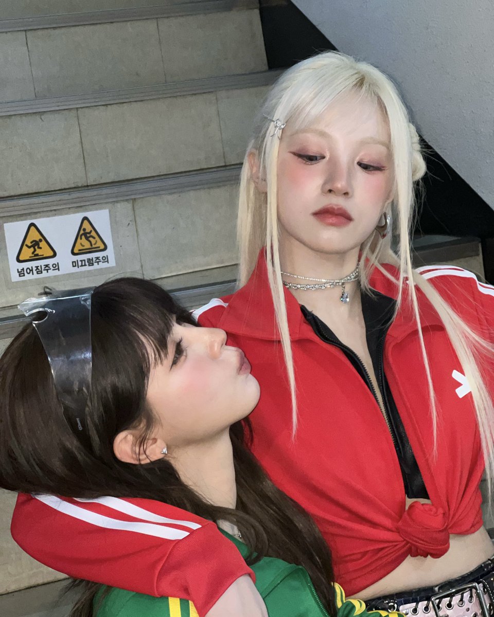 𝑠𝑎𝑛♥︎면 tweet media