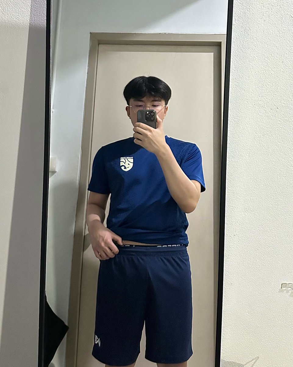 รีให้หน่อยครับที่รัก