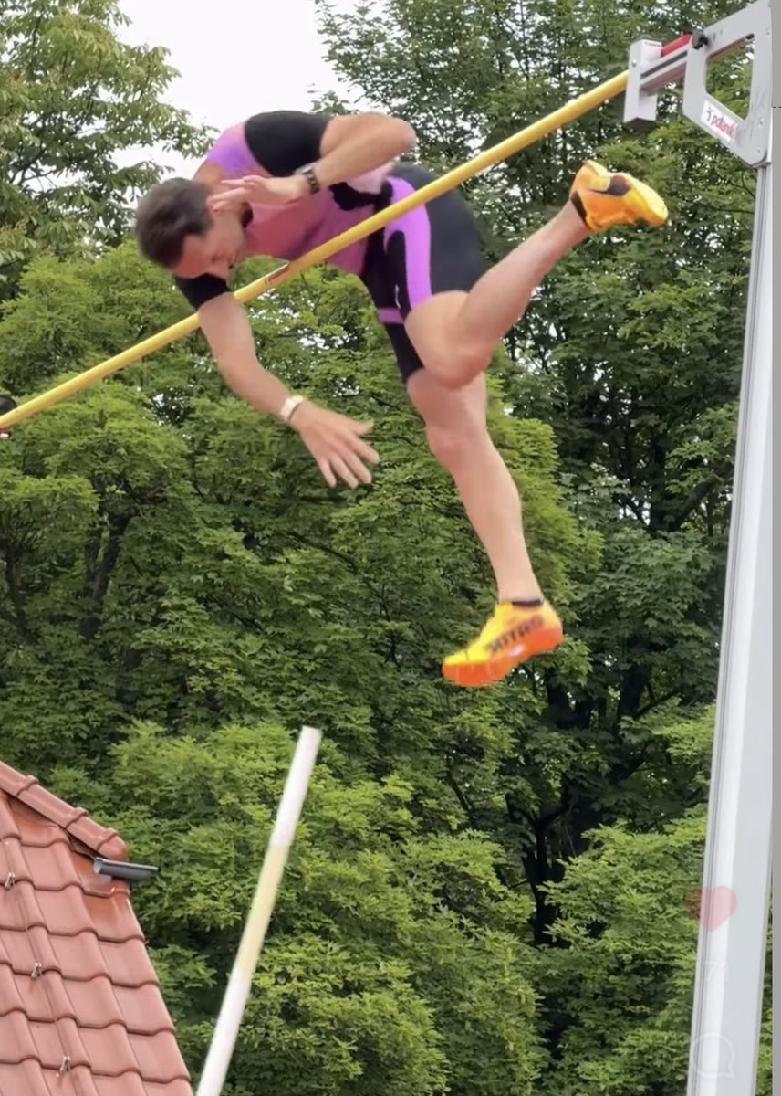 FX de Chateaufort (@fxdechateaufort) on Twitter photo 5m82 pour <a href="/airlavillenie/">Renaud LAVILLENIE OLY</a> en Pologne
Minima pour <a href="/WATokyo25/">東京2025世界陸上/World Athletics Championships Tokyo 25</a> 🔥🔥
Superbe performance réalisée fin mai pour seulement son 2e concours en plein air de l’année 😍 5m82 pour <a href="/airlavillenie/">Renaud LAVILLENIE OLY</a> en Pologne
Minima pour <a href="/WATokyo25/">東京2025世界陸上/World Athletics Championships Tokyo 25</a> 🔥🔥
Superbe performance réalisée fin mai pour seulement son 2e concours en plein air de l’année 😍