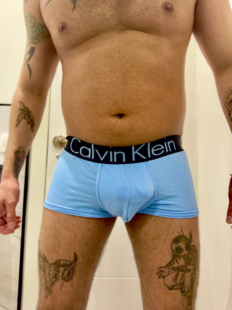 Me palpita cada vez y no es precisamente el corazón. 🍆😈🔥

onlyfans.com/thefireoftheph…